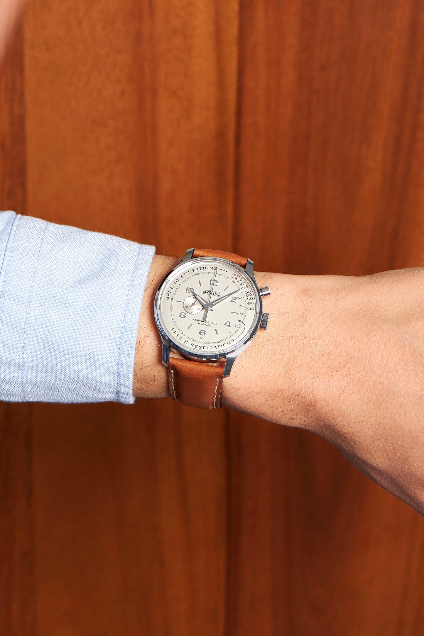 Angelus Chronographe Médical x Massena LAB