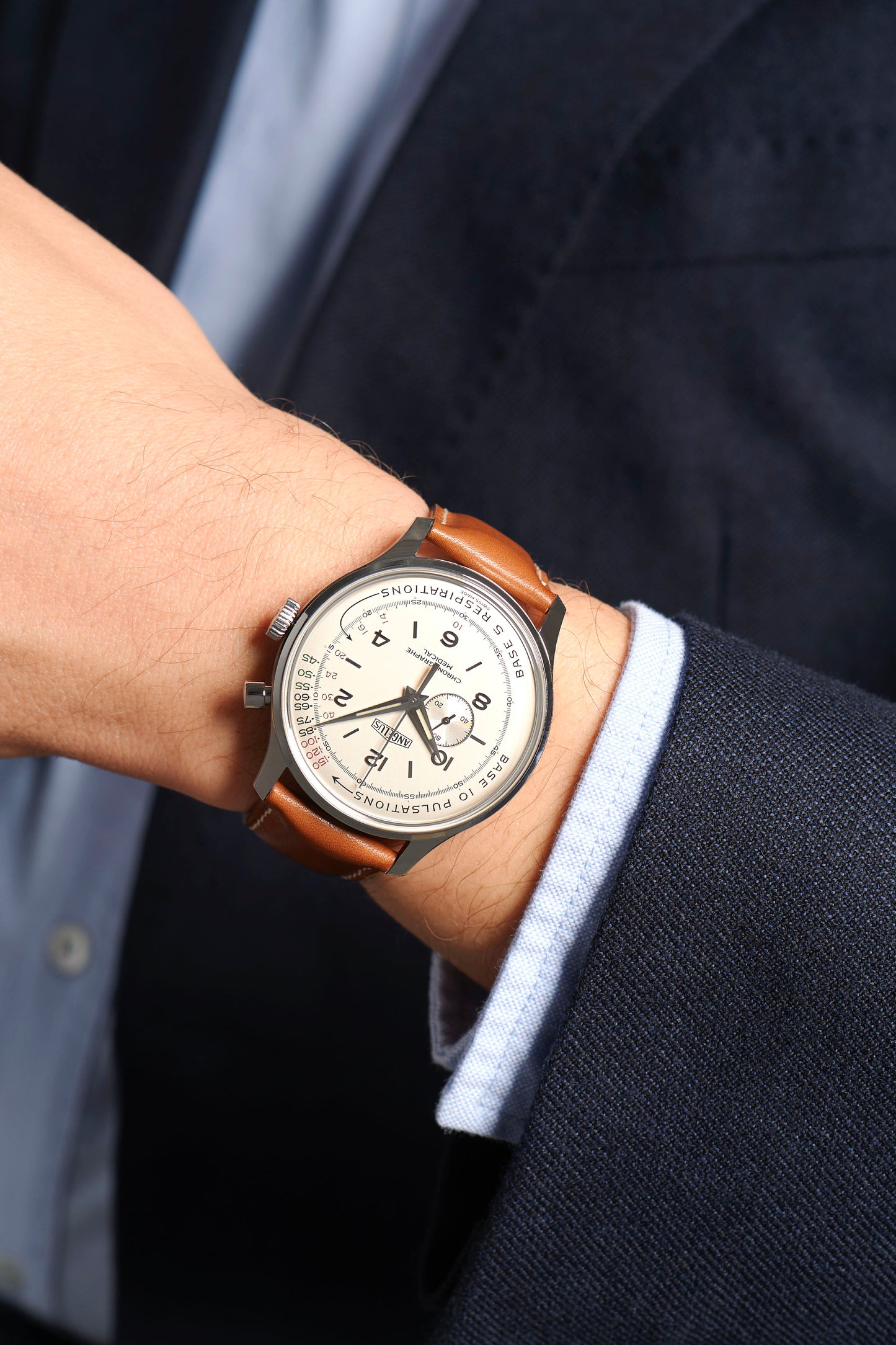 Angelus Chronographe Médical x Massena LAB