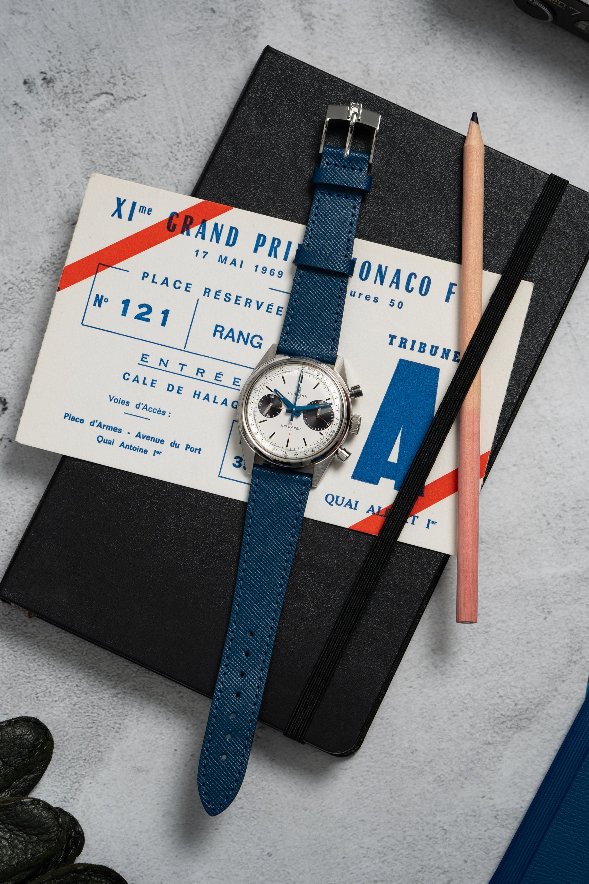 Three years in the making, the Massena LAB Uni-Racer wristwatch is a testament to the art of defying the rules and creating a timepiece informed by the past, but with a “Big Eye”on the present.