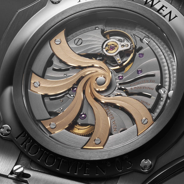 Inflection Shuò in tantalum with hand-tremblage gold dials