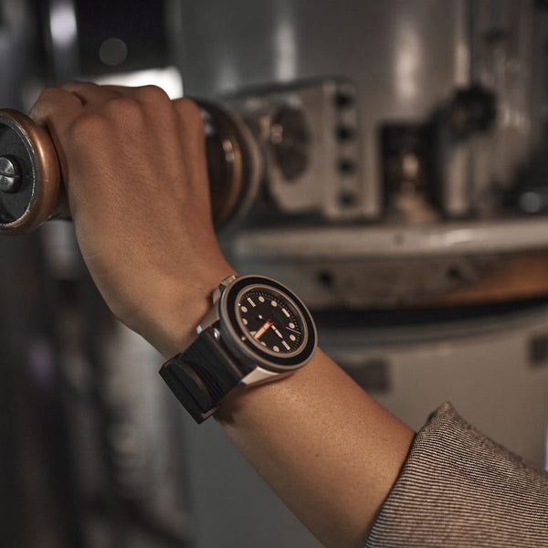 Don’t Captain a Submarine Without This Dive Watch