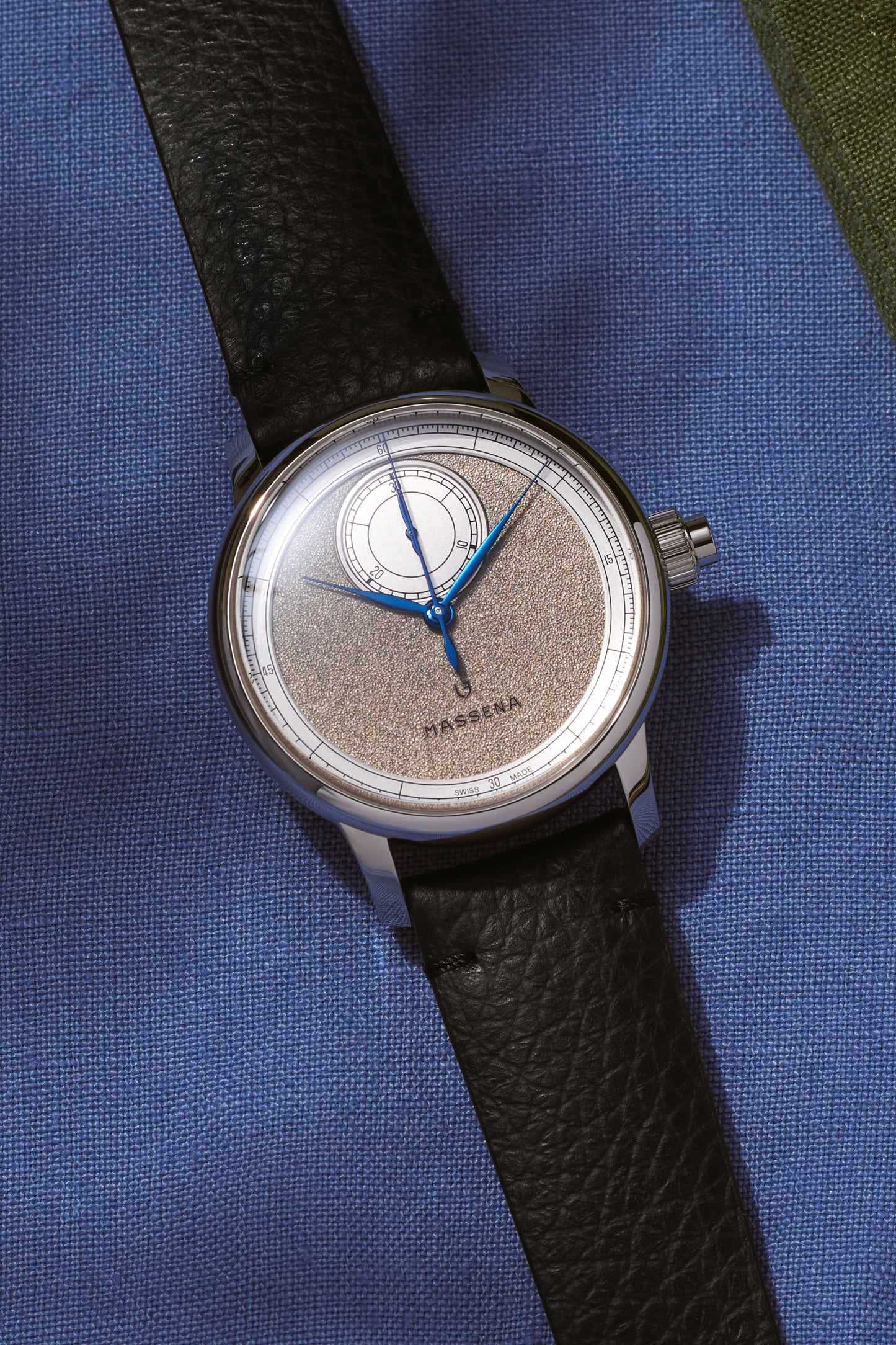 Le Chronographe Monopoussoir Louis Erard x Massena LAB - Rhodium