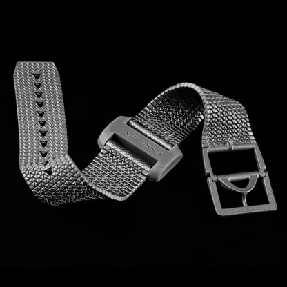 MING Polymesh Straight Black Background