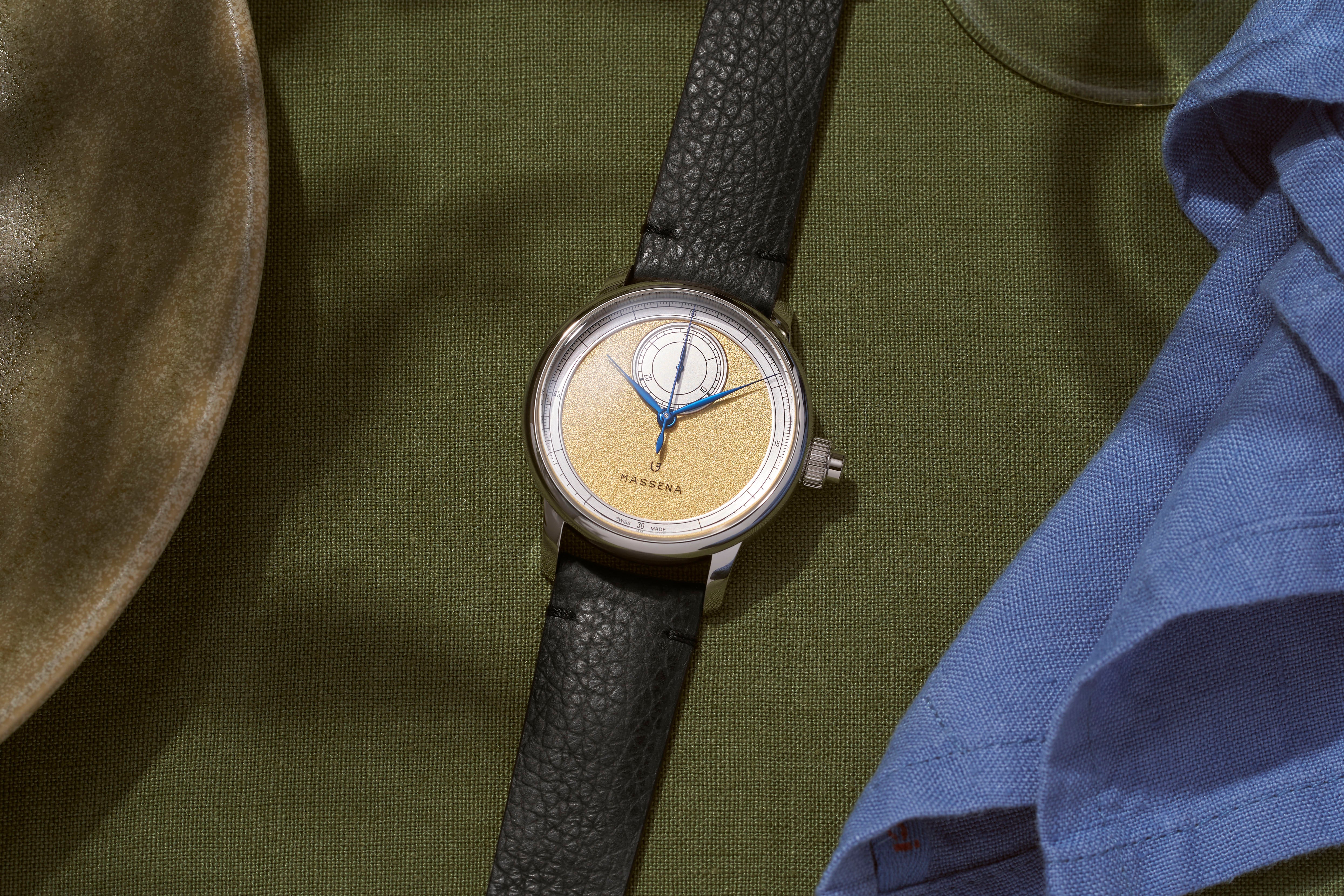 Le Chronographe Monopoussoir Louis Erard x Massena LAB - Gold
