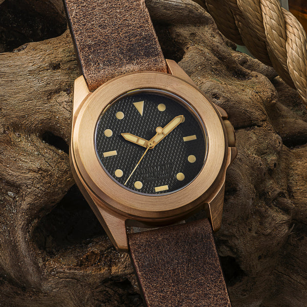 Massena LAB teams up with Unimatic for a bronze version of the Modello Quattro